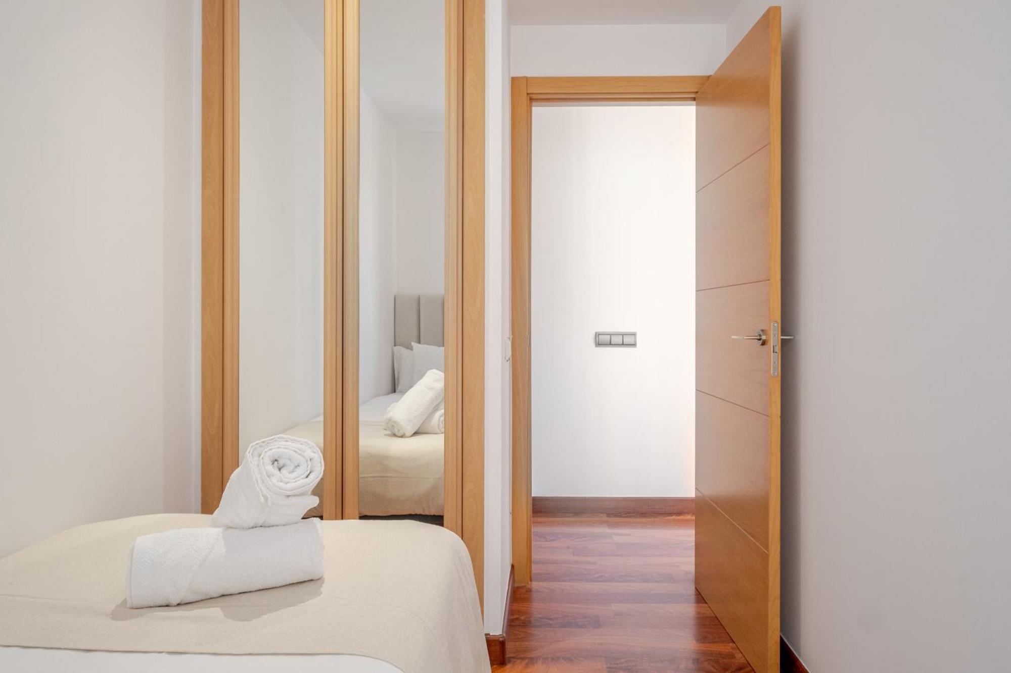 Luxury In Barrio Palacio Apartment *
